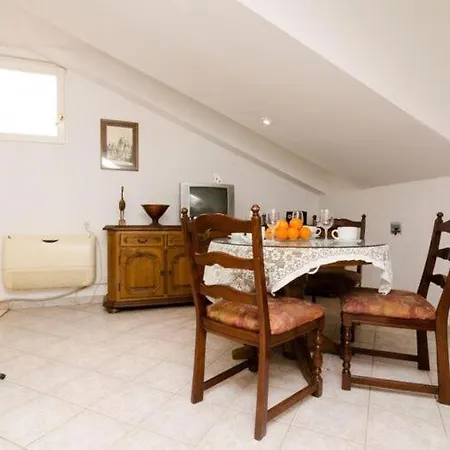 La Marina - Triplex Three Bedroom * 두브로브니크