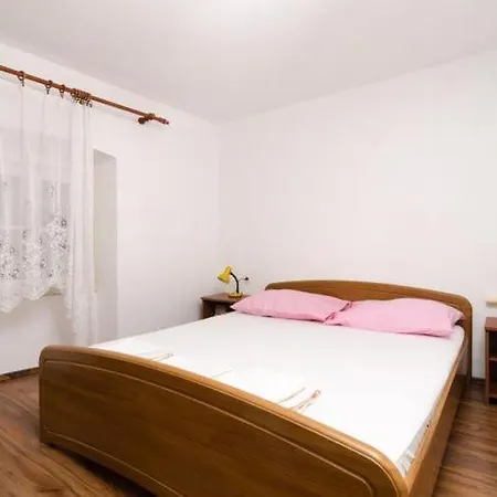 La Marina - Triplex Three Bedroom 아파트