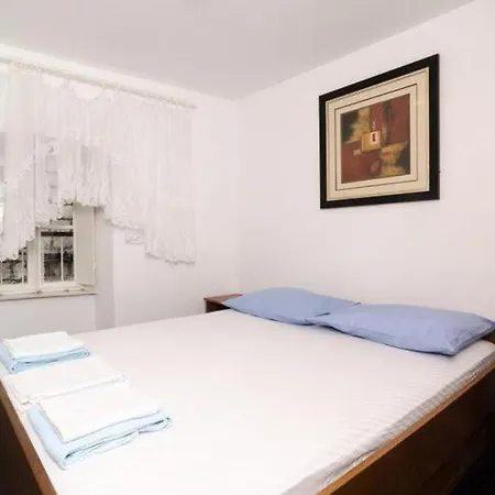 La Marina - Triplex Three Bedroom