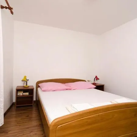 La Marina - Triplex Three Bedroom Ντουμπρόβνικ