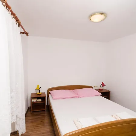 La Marina - Triplex Three Bedroom